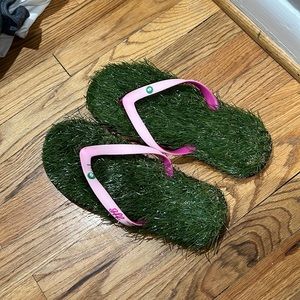 Turf flip flops